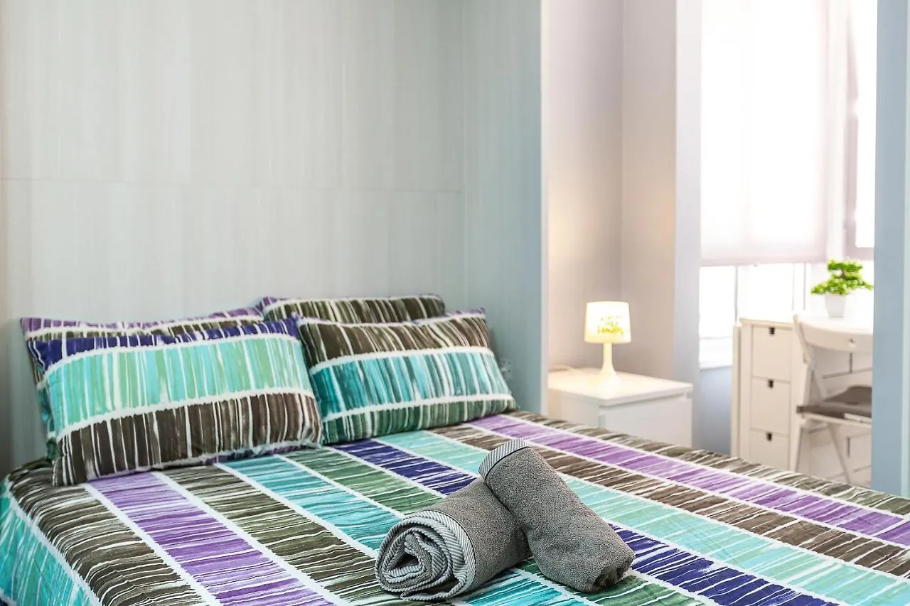 Piscinas - Wifi - Fire Stick Amazon - 10 min Playa - 5 min Centro - Recién reformado Apartamento Torremolinos